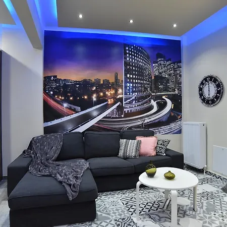 Stefania Central Apartment *